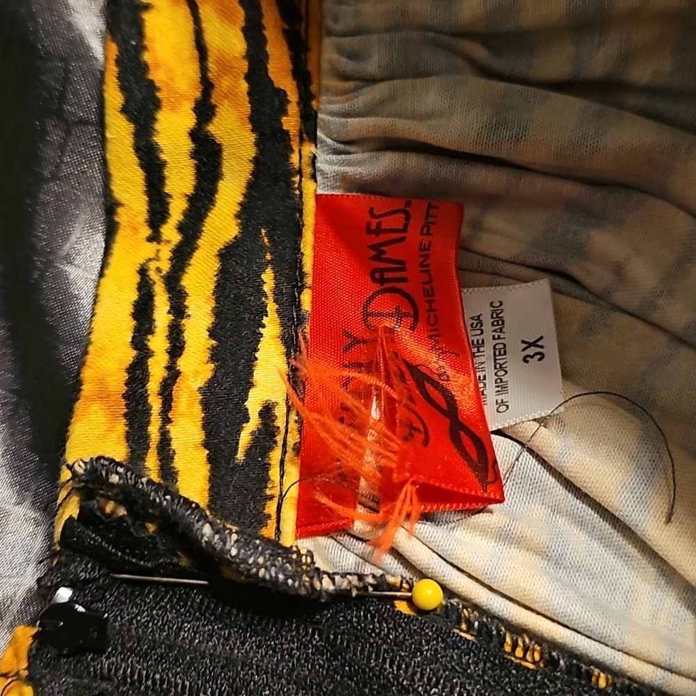 Deadly Dames Tiger Skirt, XL - Picture 2 of 2